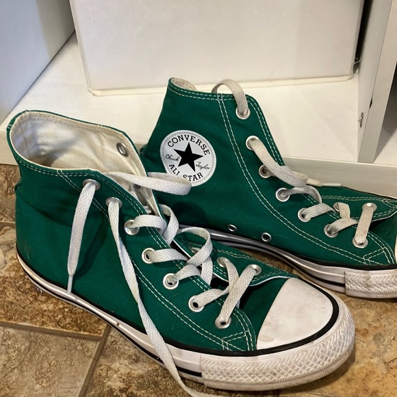 Converse Shoes Amazon Green High Top Converse Chuck Taylors Poshmark